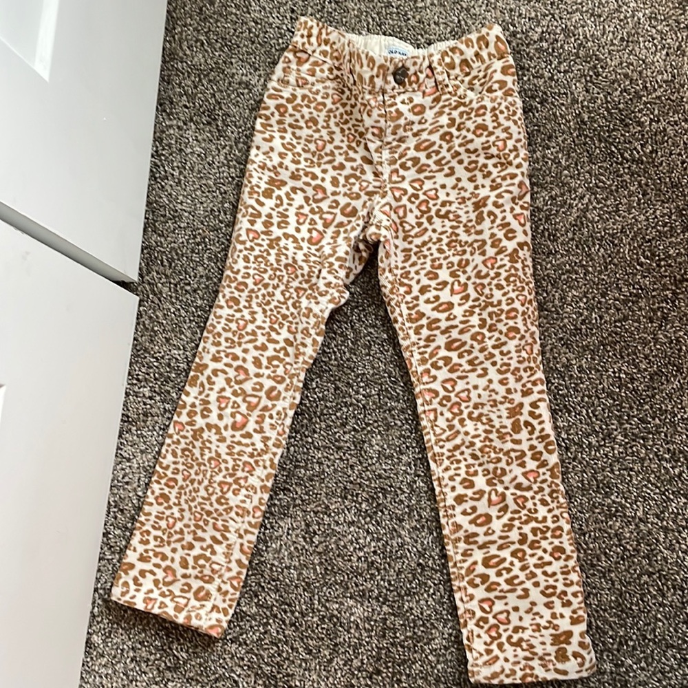 Old Navy Cheetah print corduroys